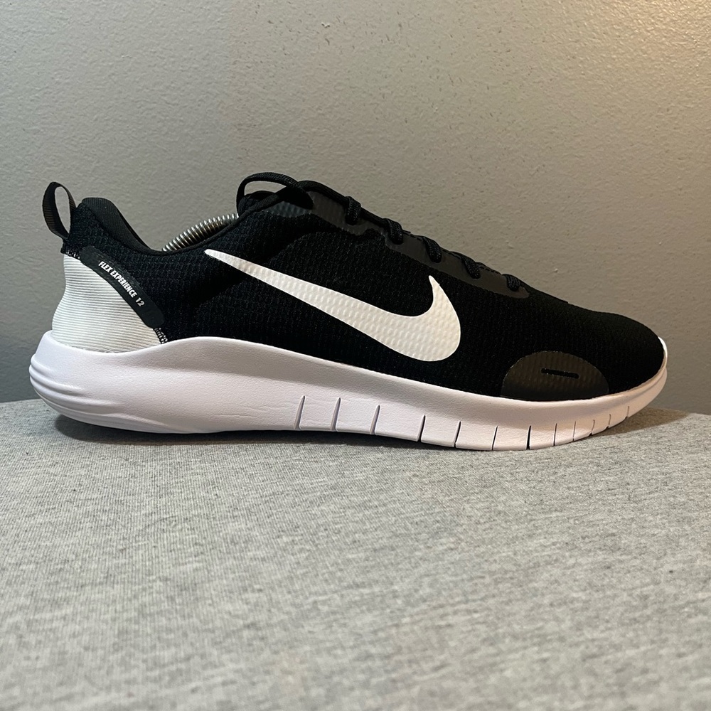 Nike Flex Experience RN 12 Black White Running Men's Shoe Size 12 DV0740-004​​